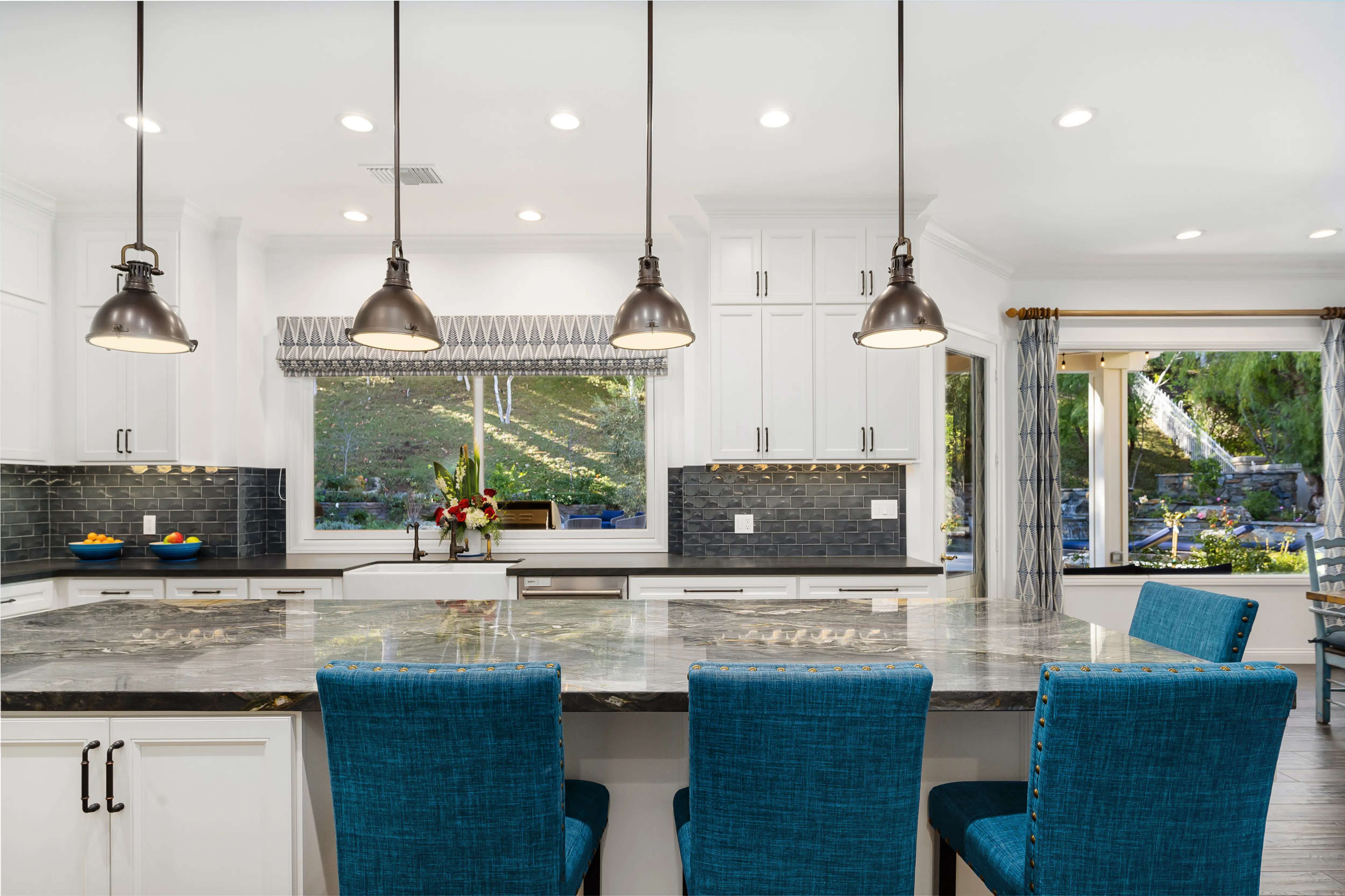 A finished modern kitchen renovation